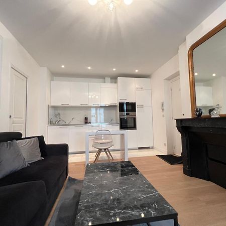 Luxury Appartment, Champs Elysees, Neuf ! 巴黎 外观 照片