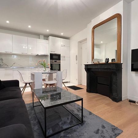 Luxury Appartment, Champs Elysees, Neuf ! 巴黎 外观 照片