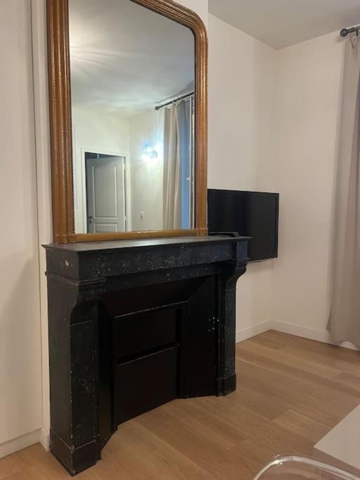Luxury Appartment, Champs Elysees, Neuf ! 巴黎 外观 照片