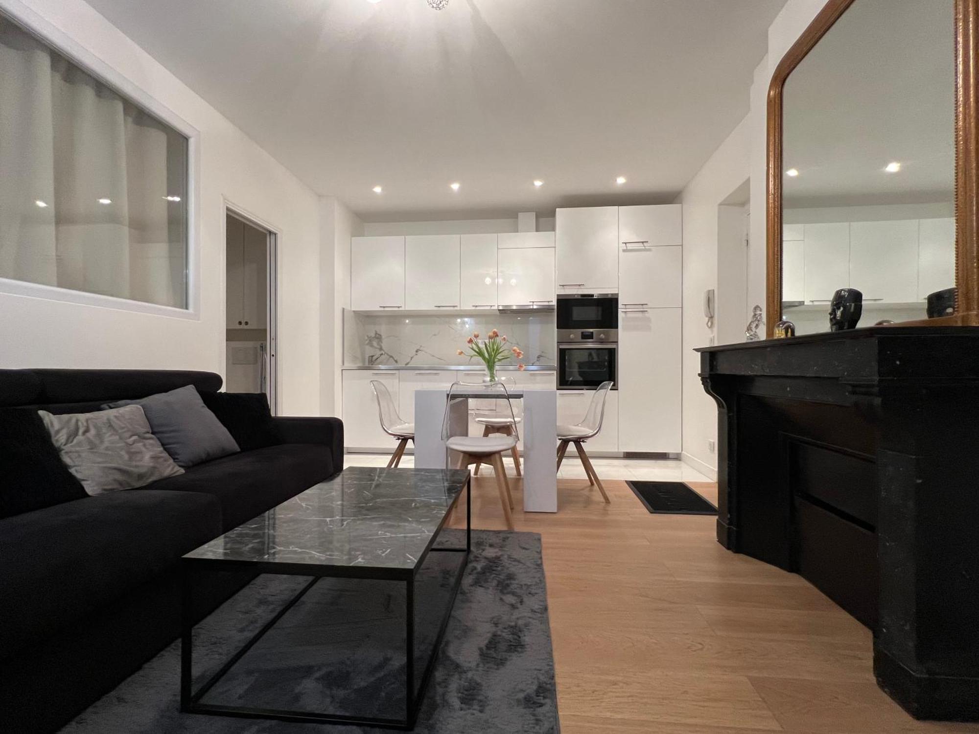Luxury Appartment, Champs Elysees, Neuf ! 巴黎 外观 照片