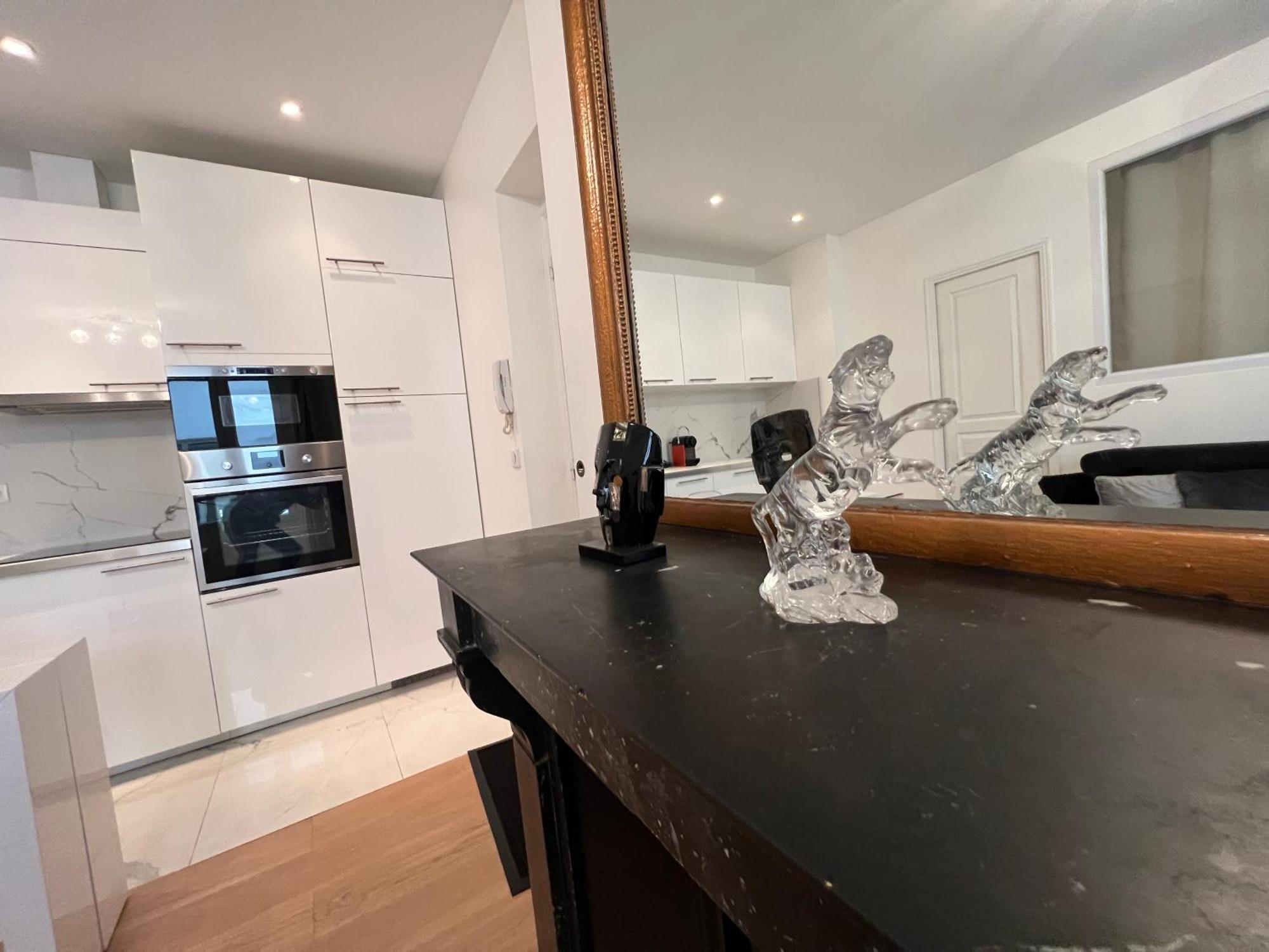 Luxury Appartment, Champs Elysees, Neuf ! 巴黎 外观 照片